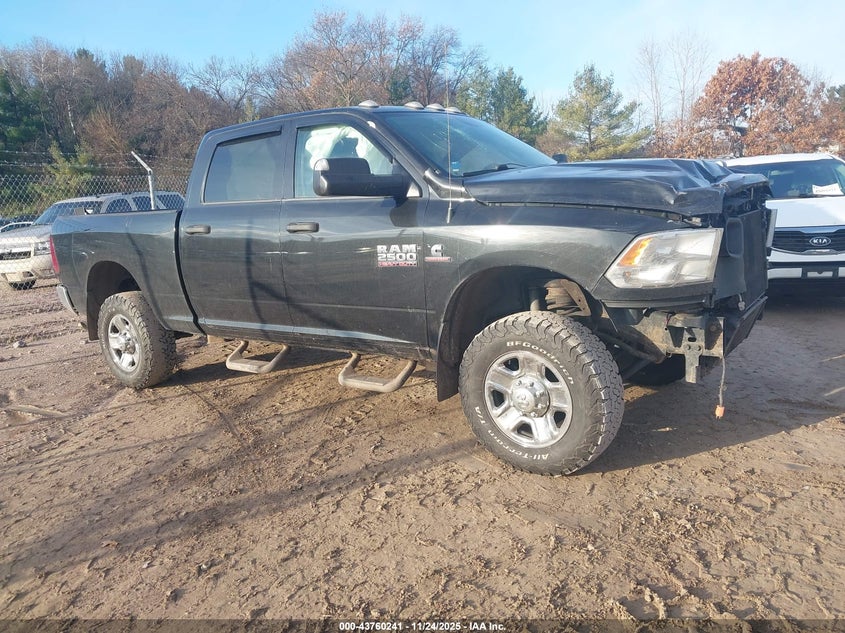 RAM 2500 TRADESMAN 4X4 6 4 BOX