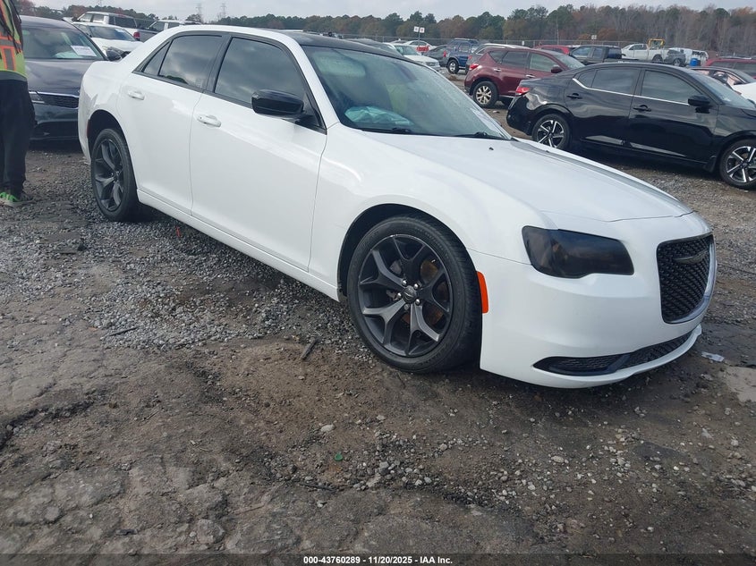 CHRYSLER 300 TOURING