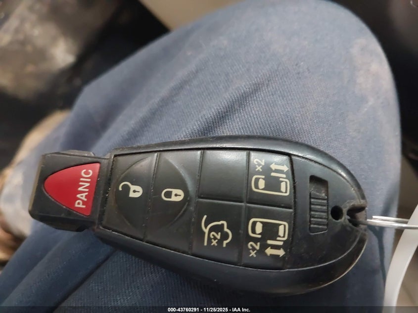 2012 Chrysler Town & Country Touring VIN: 2C4RC1BG2CR338511 Lot: 43760291