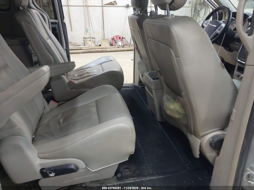 2012 Chrysler Town & Country Touring VIN: 2C4RC1BG2CR338511 Lot: 43760291