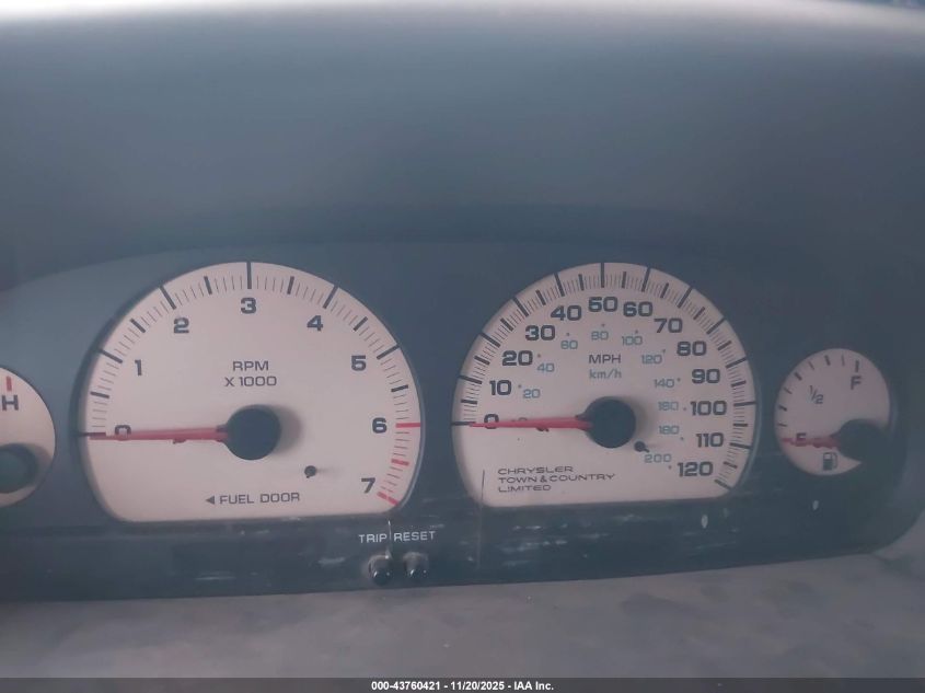 2000 Chrysler Town & Country Limited VIN: 1C4GP64L5YB658060 Lot: 43760421