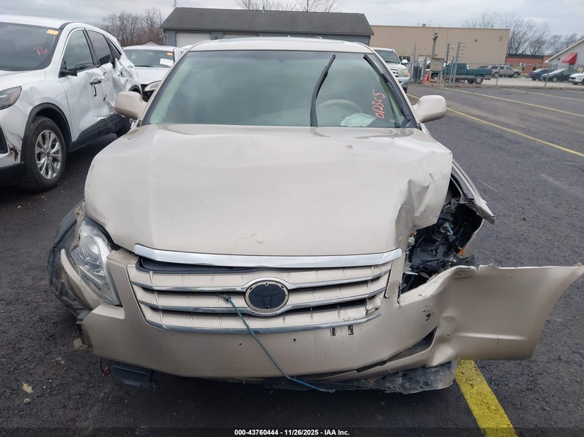 2005 Toyota Avalon Xls VIN: 4T1BK36B25U012305 Lot: 43760444