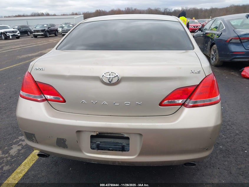 2005 Toyota Avalon Xls VIN: 4T1BK36B25U012305 Lot: 43760444