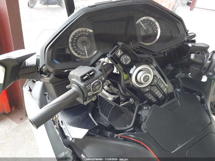 2021 Honda Gl1800 B VIN: JH2SC7941MK300453 Lot: 43760458