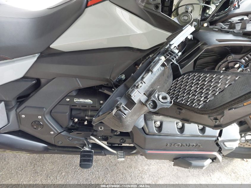 2021 Honda Gl1800 B VIN: JH2SC7941MK300453 Lot: 43760458