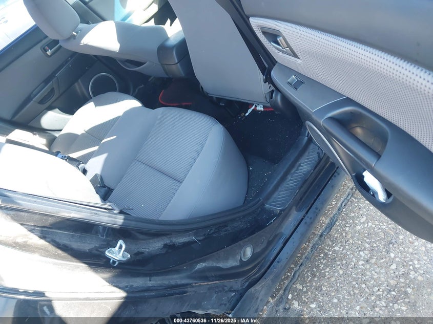 2007 Mazda Mazda3 S Touring VIN: JM1BK343571647085 Lot: 43760536