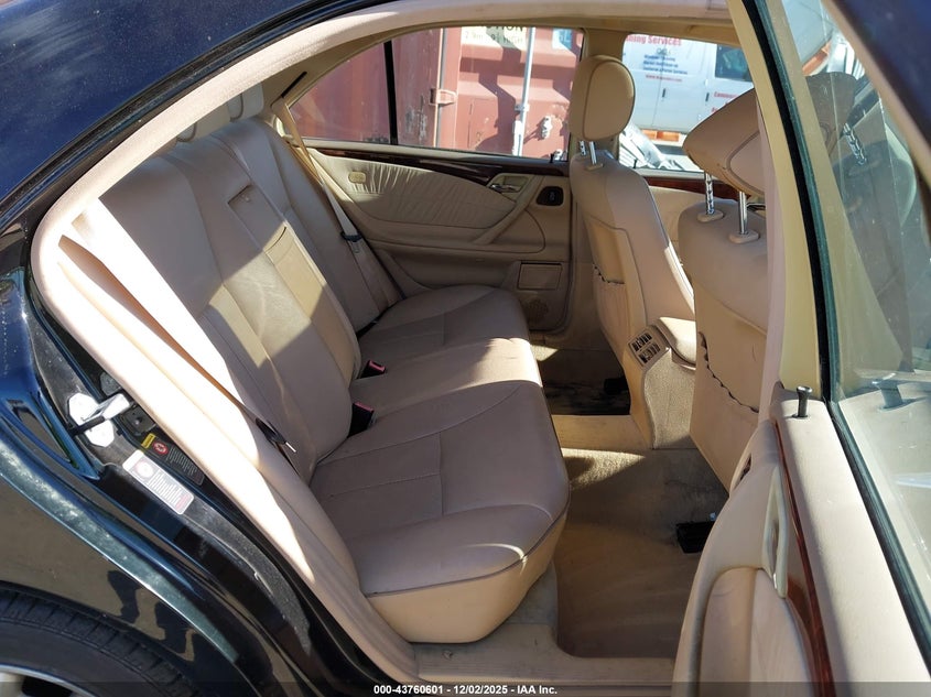 WDBJF65JX1B358704 2001 MERCEDES-BENZ E-KLASSE photo no. 8