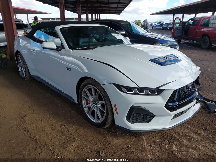 FORD MUSTANG GT PREMIUM