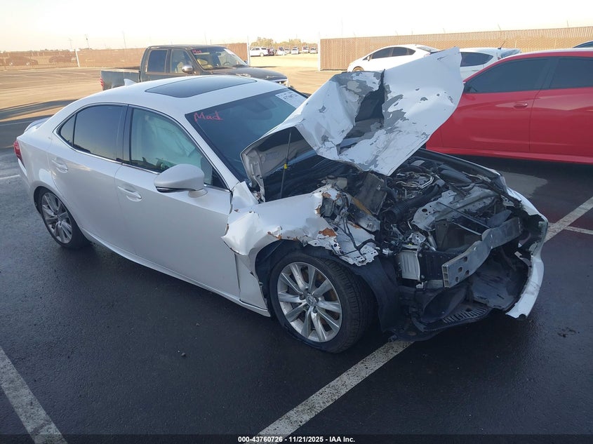 LEXUS IS 200T IS 200T