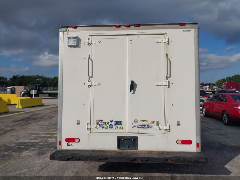 2017 Chevrolet Express Cutaway Work Van VIN: 1HA3GRCG9HN006010 Lot: 43760771