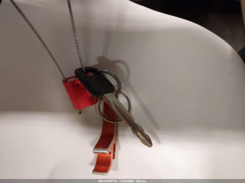 1999 Ford F-250 Lariat/Xl/Xlt VIN: 1FTNX21S1XEC35095 Lot: 43760778