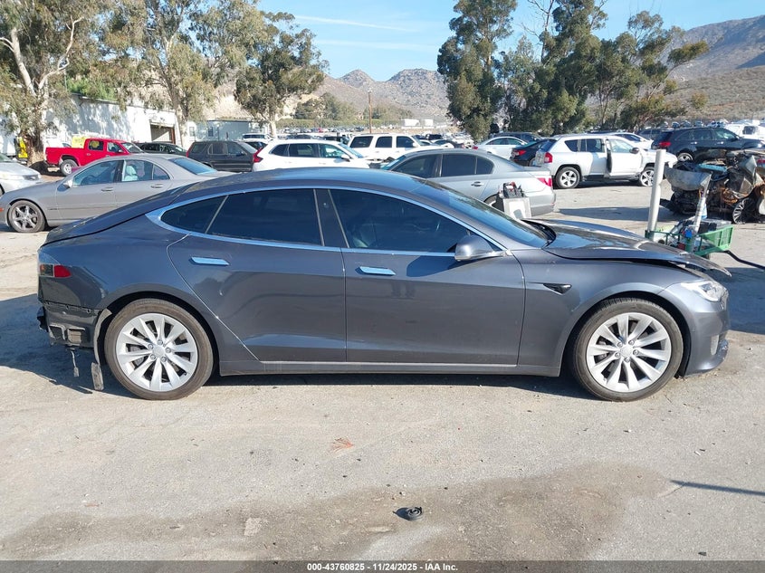 2017 Tesla Model S 100D/60D/75D/90D/P100D VIN: 5YJSA1E21HF196002 Lot: 43760825