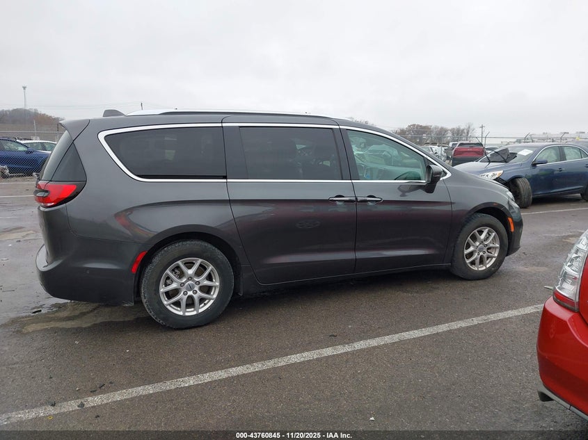 2021 Chrysler Pacifica Touring L VIN: 2C4RC1BG1MR575685 Lot: 43760845