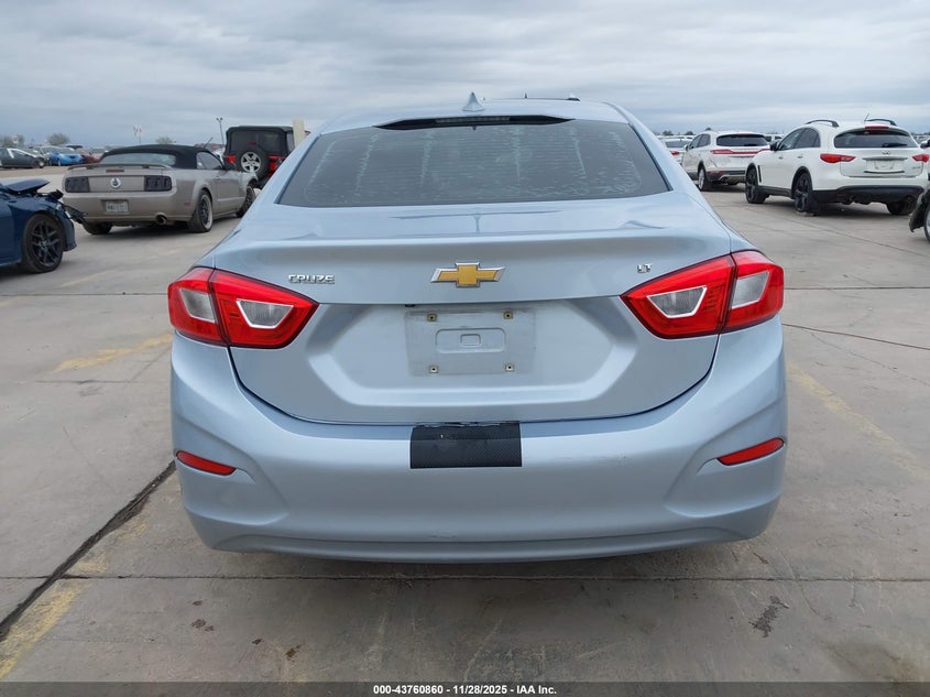 2018 Chevrolet Cruze Lt Auto VIN: 1G1BE5SM0J7225530 Lot: 43760860