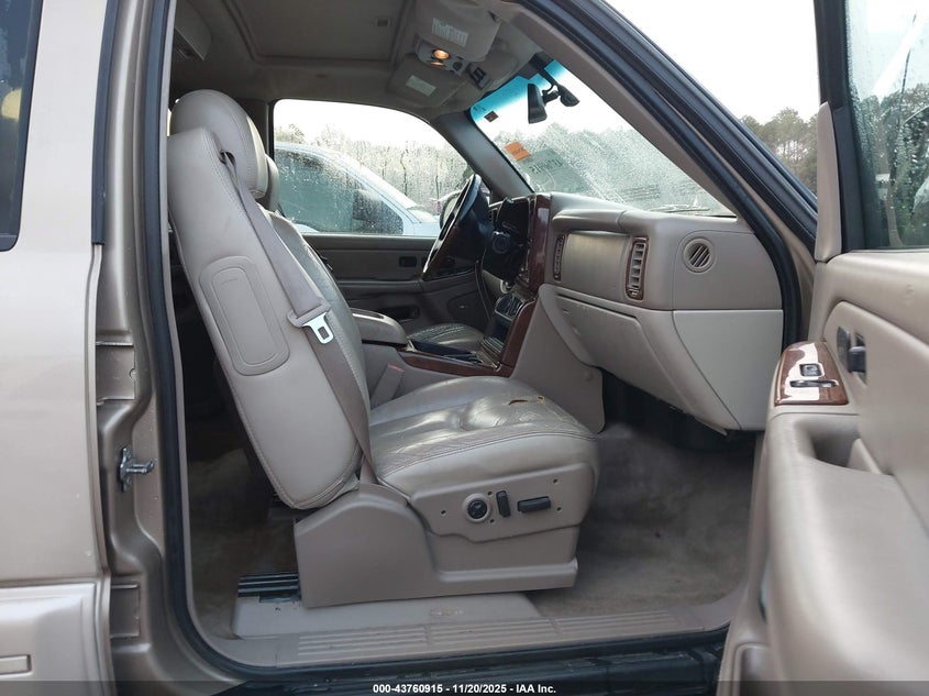 1GKEC16Z25J256865 2005 GMC YUKON photo no. 5