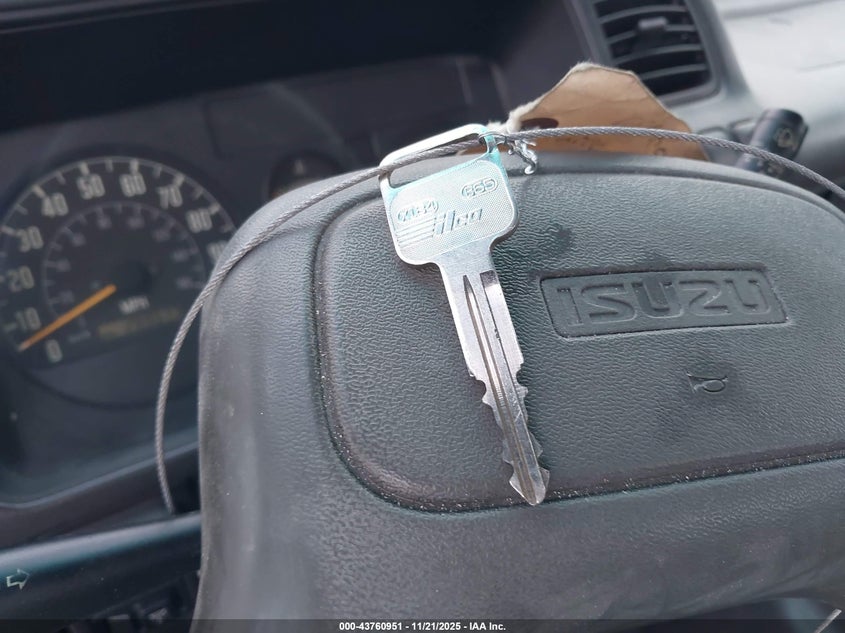 2001 Isuzu Npr VIN: JALB4B14317001287 Lot: 43760951