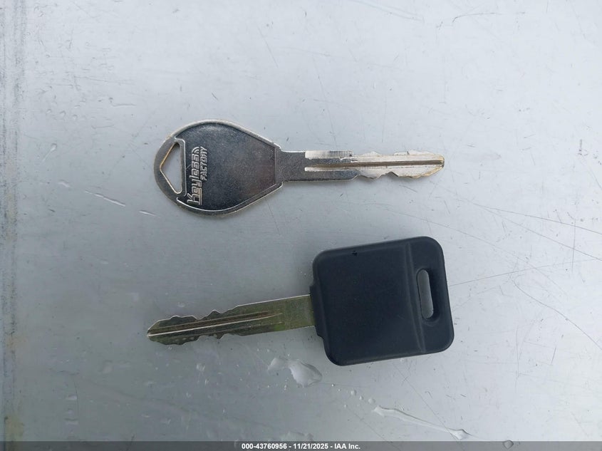 2004 Nissan Titan Le VIN: 1N6AA06A34N553300 Lot: 43760956