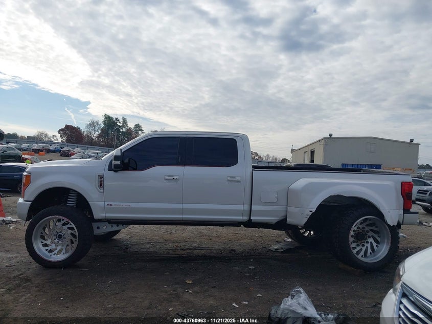 2017 Ford F-350 Platinum VIN: 1FT8W3DT4HEB82971 Lot: 43760963