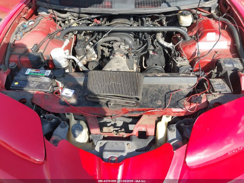 2000 Pontiac Firebird Trans Am VIN: 2G2FV22G4Y2164674 Lot: 43761000