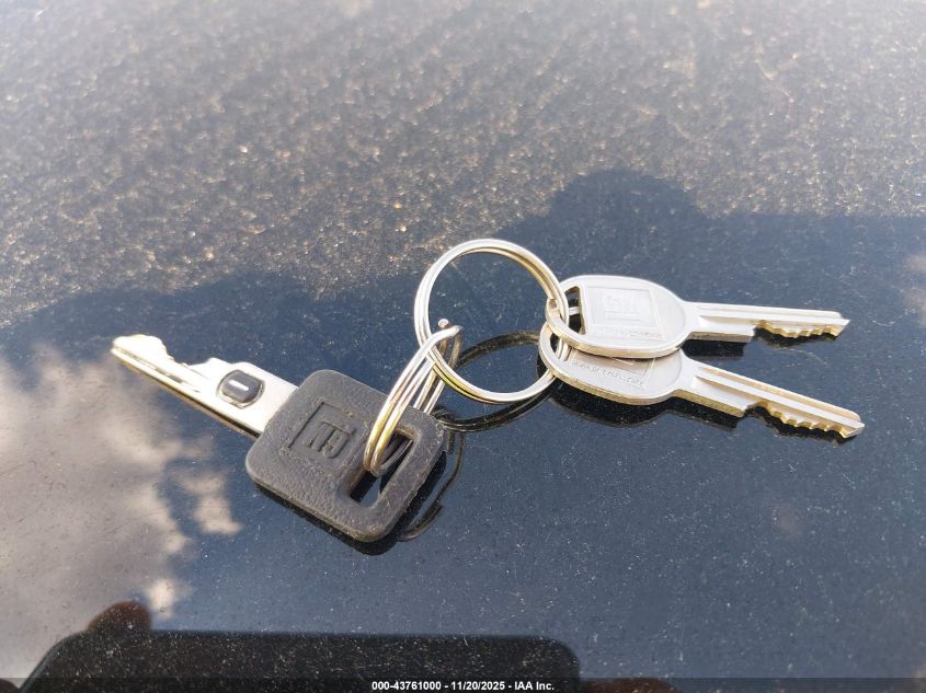 2000 Pontiac Firebird Trans Am VIN: 2G2FV22G4Y2164674 Lot: 43761000