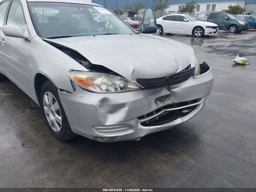 2004 Toyota Camry Le VIN: 4T1BE30K24U940274 Lot: 43761039