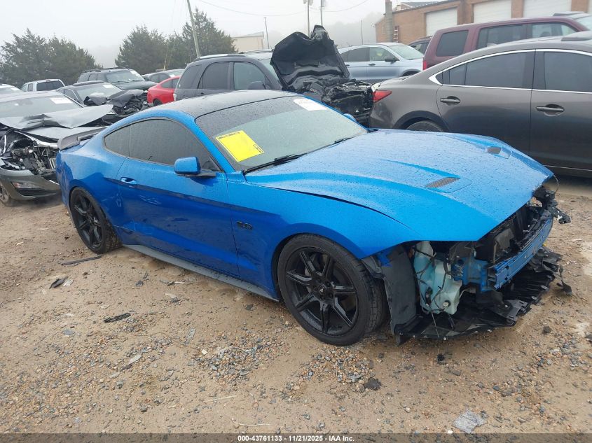 FORD MUSTANG GT