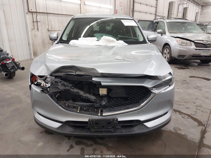 2018 Mazda Cx-5 Grand Touring VIN: JM3KFBDM7J0302104 Lot: 43761135