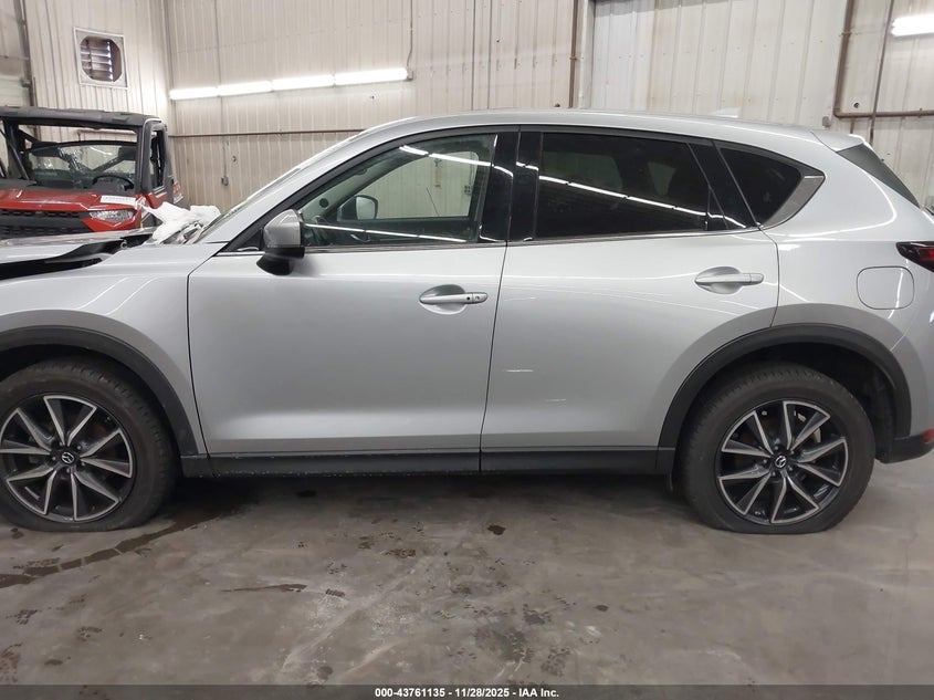 2018 Mazda Cx-5 Grand Touring VIN: JM3KFBDM7J0302104 Lot: 43761135