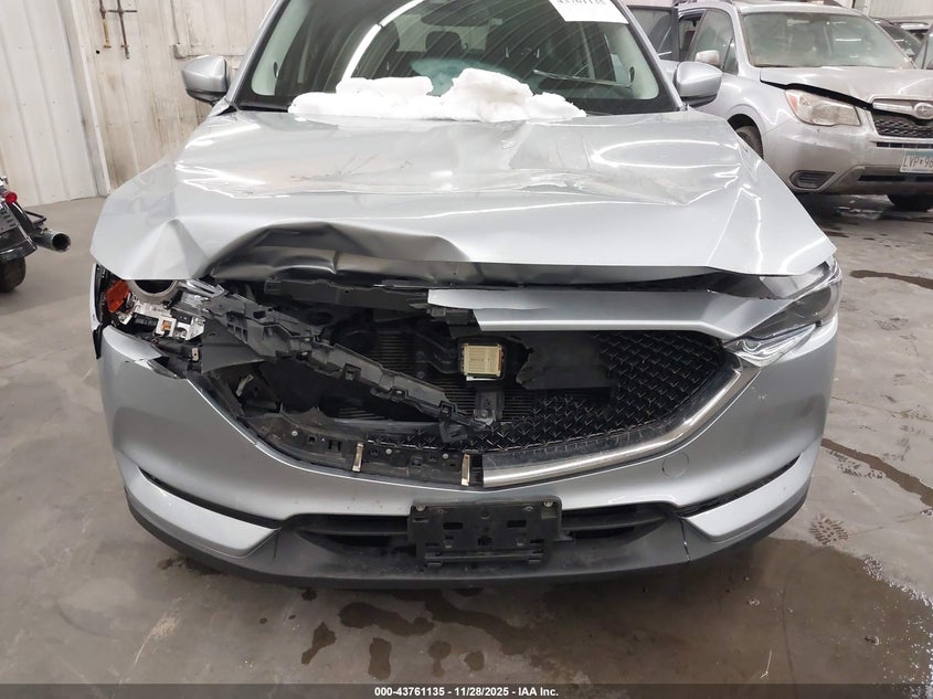 2018 Mazda Cx-5 Grand Touring VIN: JM3KFBDM7J0302104 Lot: 43761135