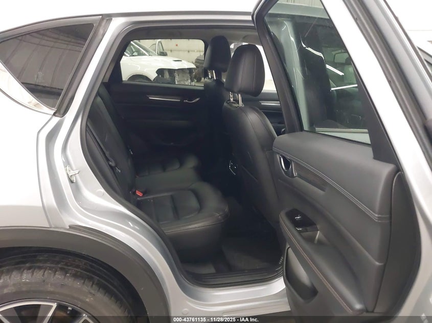 2018 Mazda Cx-5 Grand Touring VIN: JM3KFBDM7J0302104 Lot: 43761135