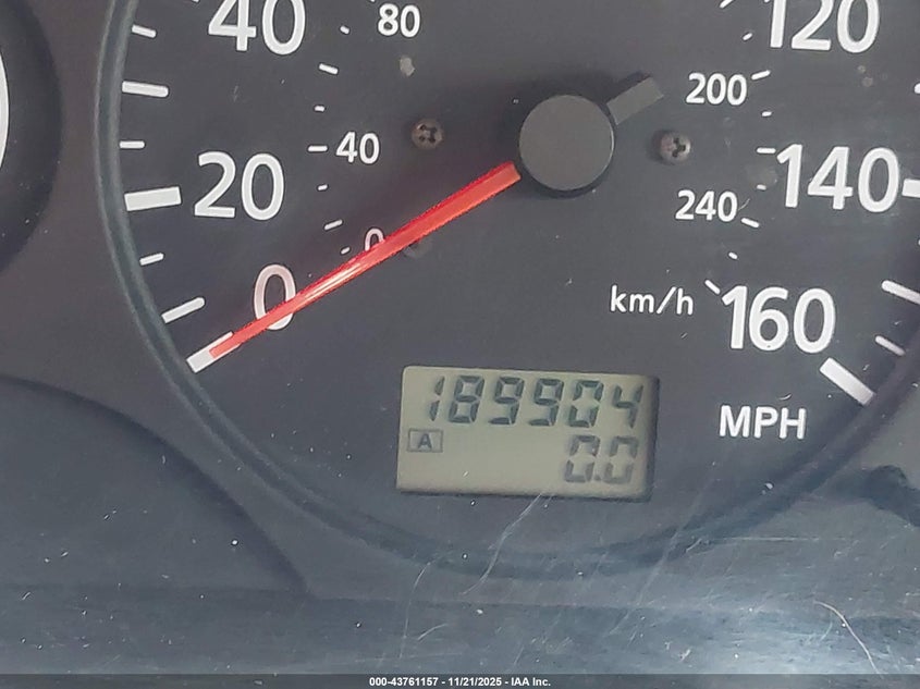 2000 Nissan Maxima Gle/Gxe/Se VIN: JN1CA31D3YT762460 Lot: 43761157