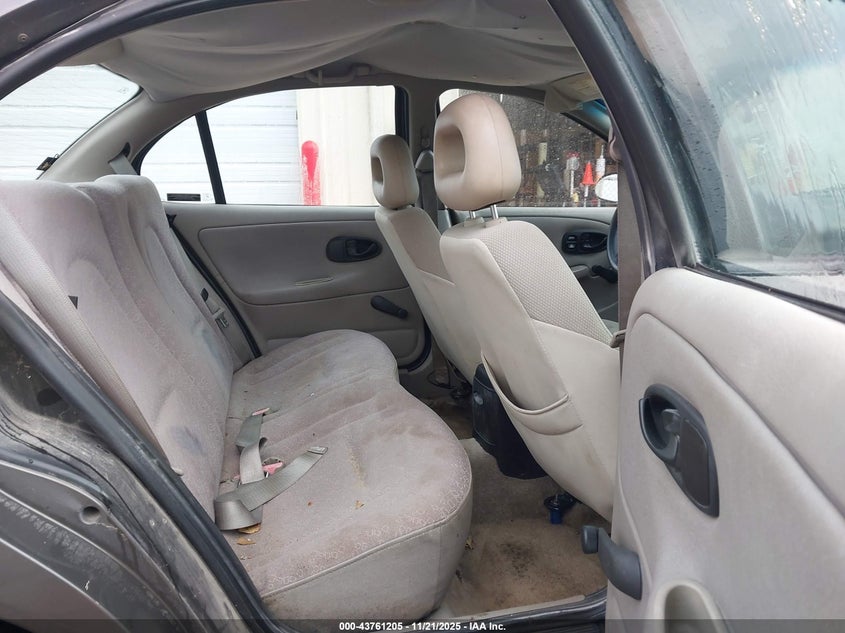 2000 Saturn Sl1 VIN: 1G8ZH528XYZ234261 Lot: 43761205