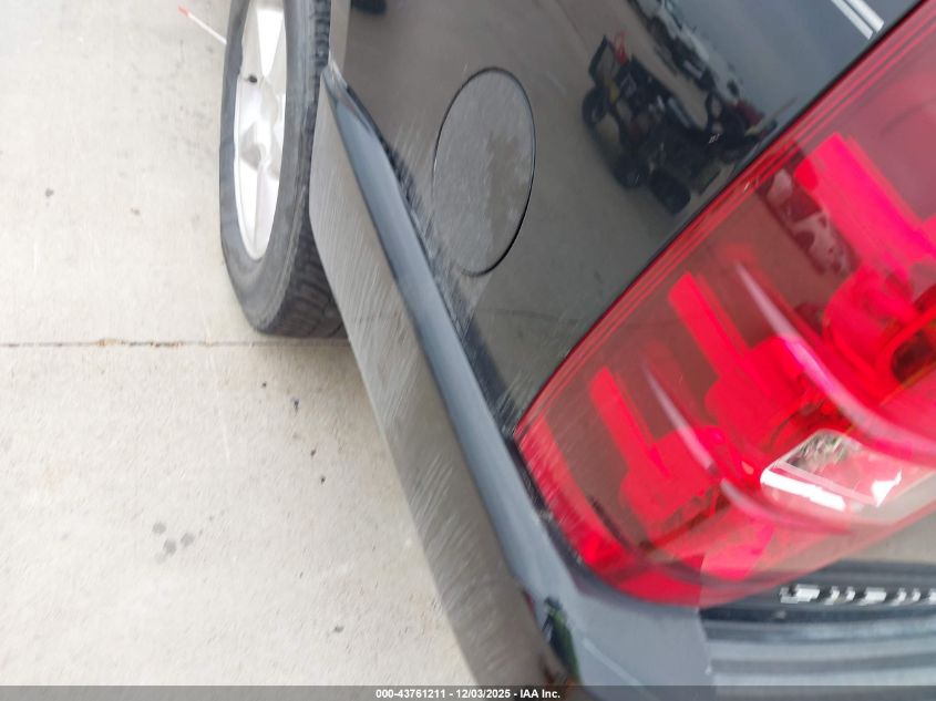 2009 Chevrolet Suburban 1500 Ltz VIN: 1GNFC36039R182142 Lot: 43761211