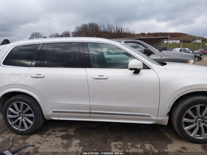 2016 Volvo Xc90 T6 Inscription VIN: YV4A22PL6G1034598 Lot: 43761228