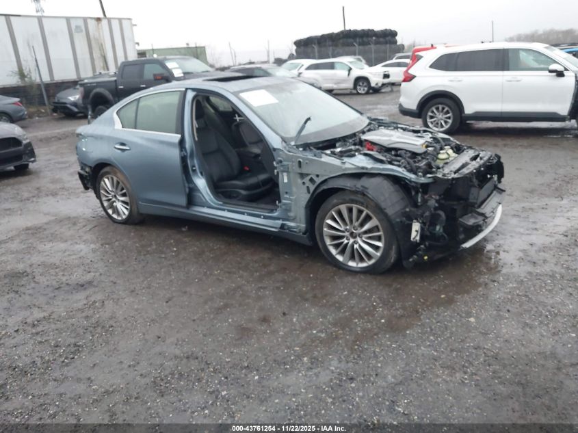 INFINITI Q50 3.0T LUXE