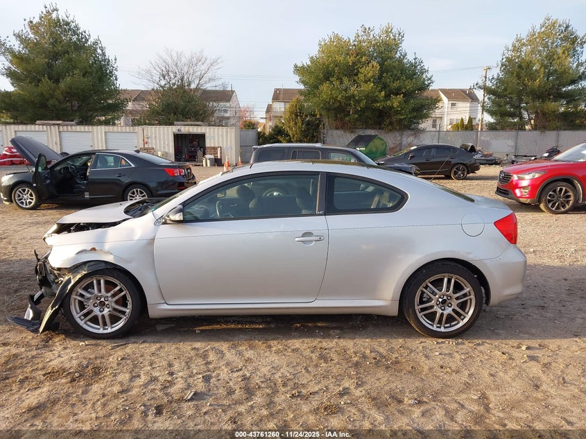2005 Scion Tc VIN: JTKDE177750027353 Lot: 43761260