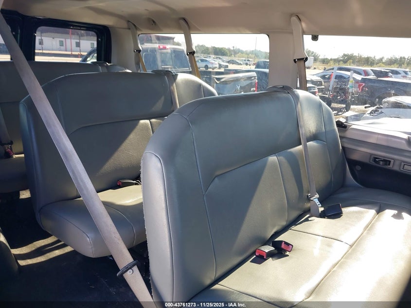 2009 Ford E-350 Super Duty Xl/Xlt VIN: 1FBNE31L19DA56833 Lot: 43761273