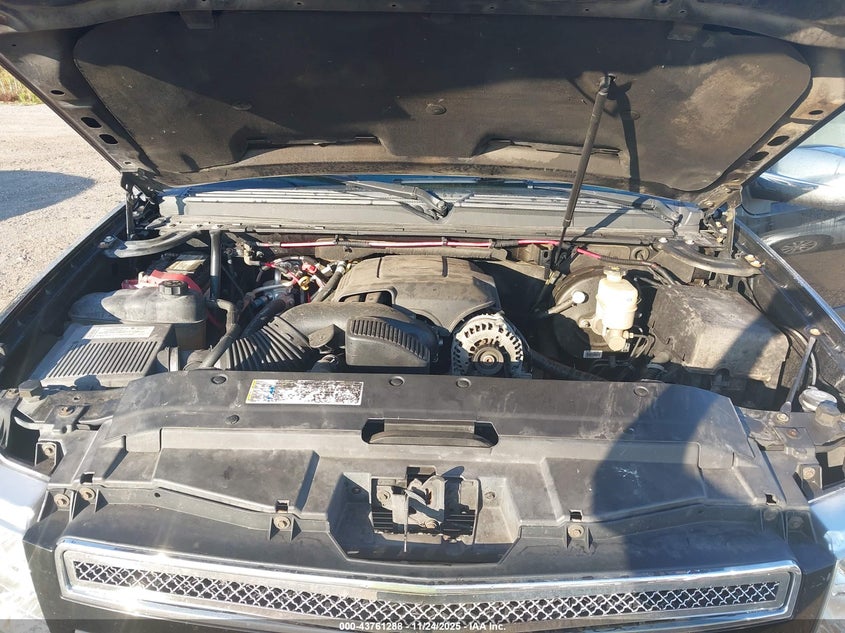 2008 Chevrolet Tahoe Lt VIN: 1GNFC13J18J177875 Lot: 43761288