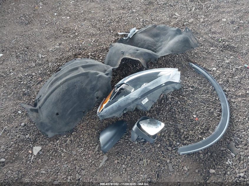 2022 Ford Escape Se VIN: 1FMCU9G60NUA60694 Lot: 43761352