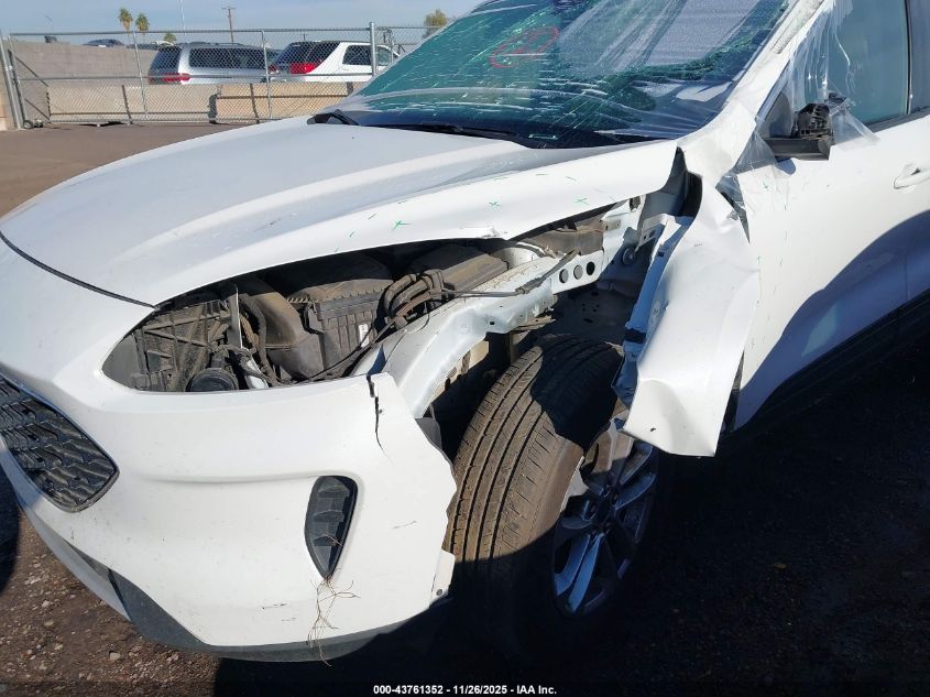 2022 Ford Escape Se VIN: 1FMCU9G60NUA60694 Lot: 43761352