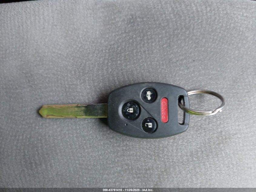 2007 Honda Civic Lx VIN: 1HGFA15597L131052 Lot: 43761416