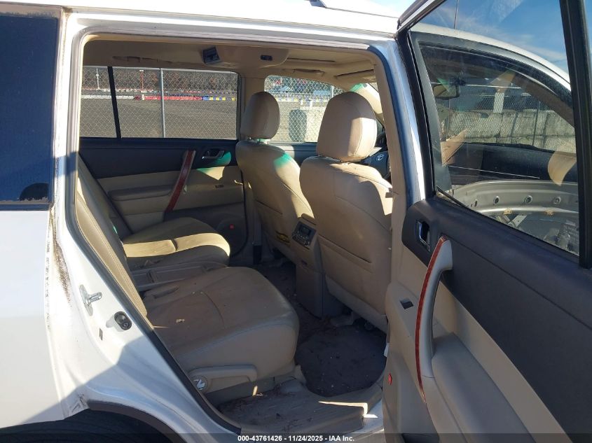 2008 Toyota Highlander Limited VIN: JTEES42A882040111 Lot: 43761426