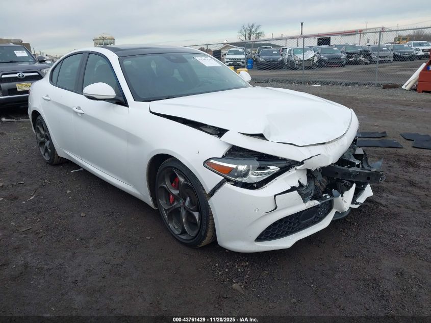 ALFA ROMEO GIULIA TI SPORT AWD