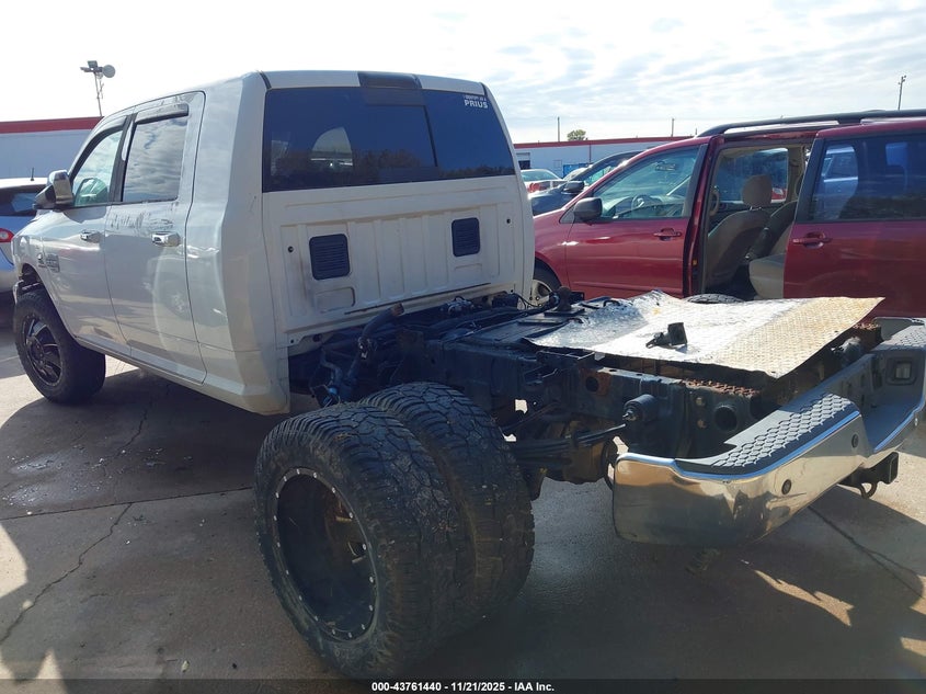 3C63RRNL1DG616633 2013 RAM 3500 photo no. 3