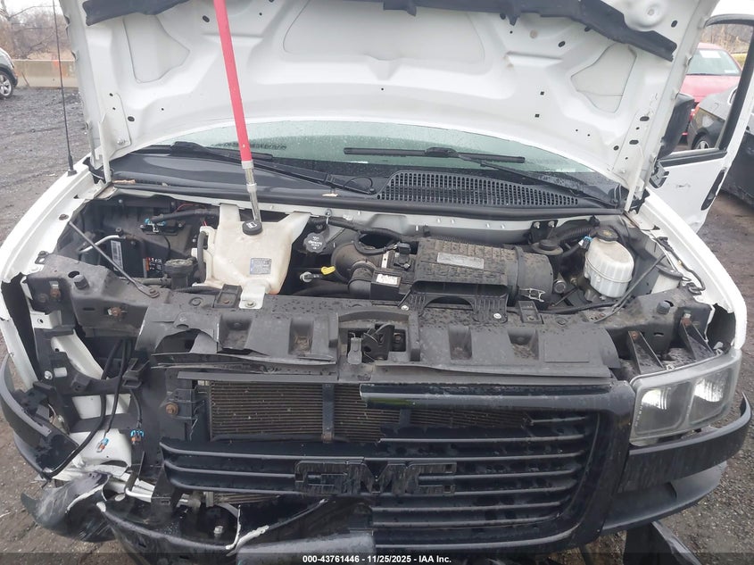 2019 GMC Savana 2500 Work Van VIN: 1GTW7AFG3K1155428 Lot: 43761446