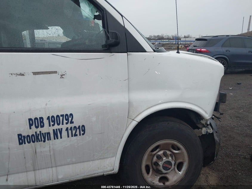 2019 GMC Savana 2500 Work Van VIN: 1GTW7AFG3K1155428 Lot: 43761446