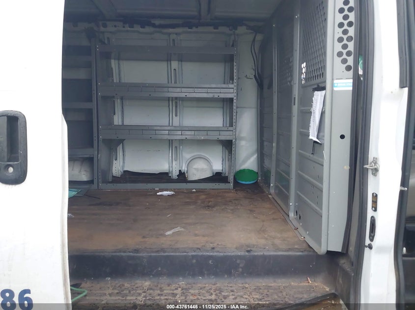 2019 GMC Savana 2500 Work Van VIN: 1GTW7AFG3K1155428 Lot: 43761446