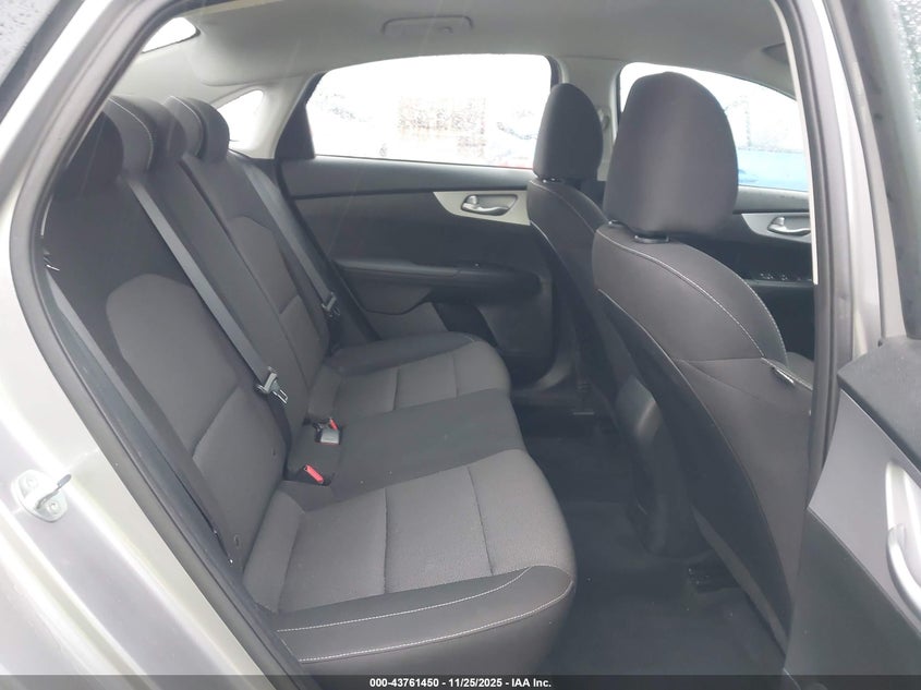 2024 Kia Forte Lxs VIN: 3KPF24AD2RE749531 Lot: 43761450