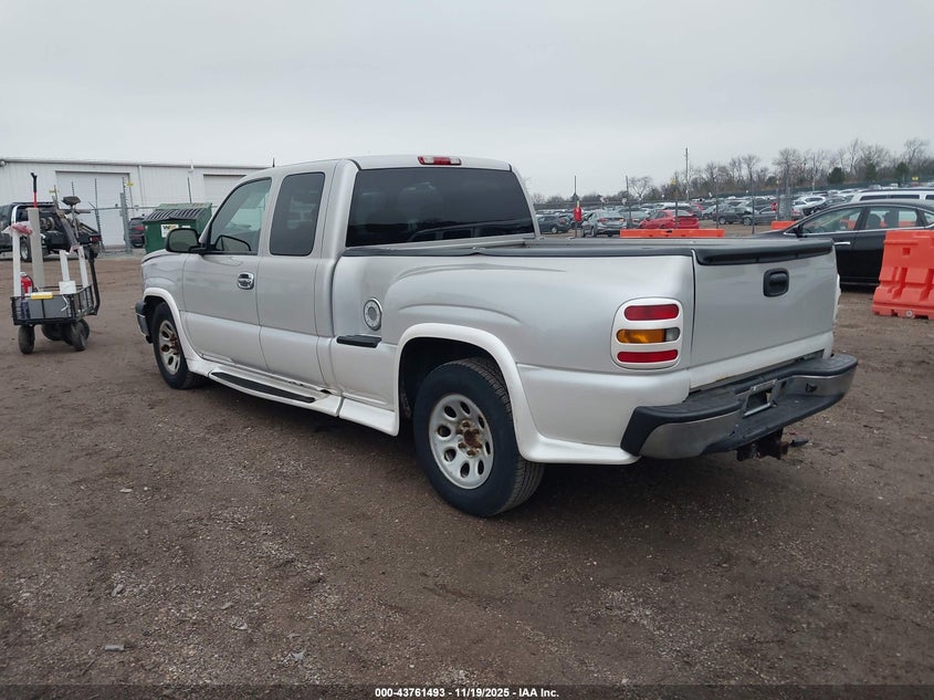1GCEC19T55Z122842 2005 CHEVROLET SILVERADO photo no. 3