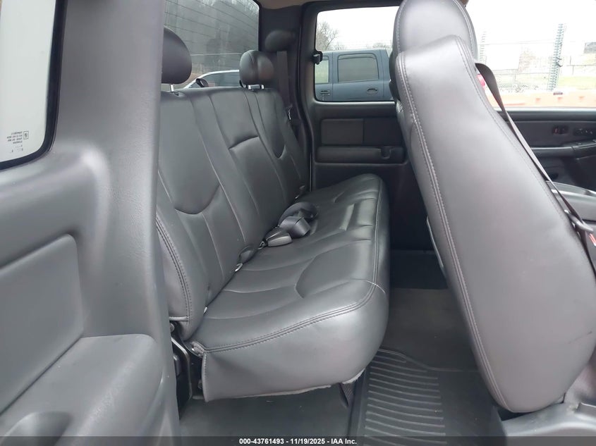 1GCEC19T55Z122842 2005 CHEVROLET SILVERADO photo no. 8